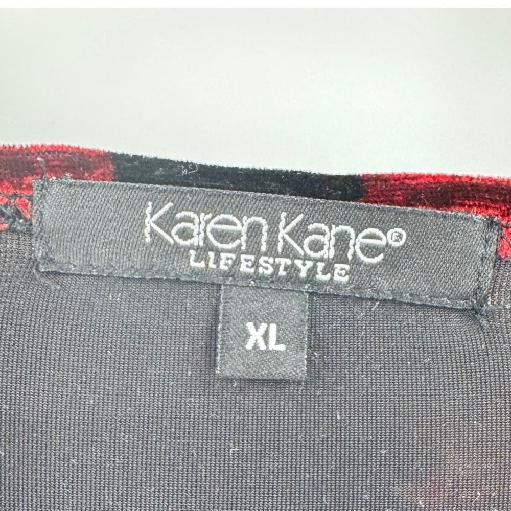 Karen Kane Y2K Long Sleeve Black/Red V-Neck Rose Velour Top Women's Sz XL - Picture 9 of 11